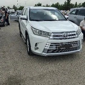 Toyota Highlander 2017