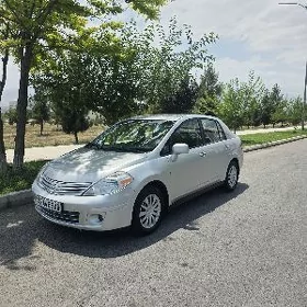 Nissan Versa 2009