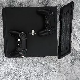Ps4 pro 1 tb. yagdayy gowy