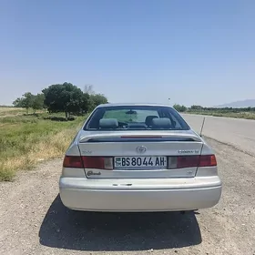 Toyota Camry 2000