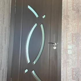 дверь
