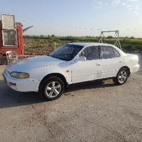 Toyota Camry 1993