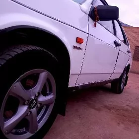 Lada 21099 2000