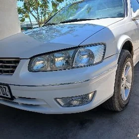 Toyota Camry 2001