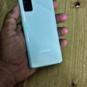 Samsung S20