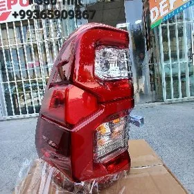 Stop Hilux 16-24 Led