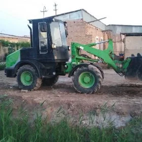 JCB Polemaster Plus 2008