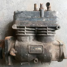 Kompressor