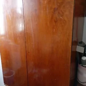 ШИФАНЕР ИЗ ДЕРЕВО СТАРЫЙ