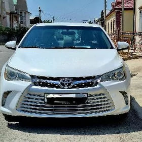 Toyota Camry 2017