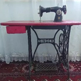 SINGER