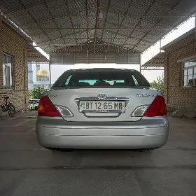 Toyota Avalon 2000