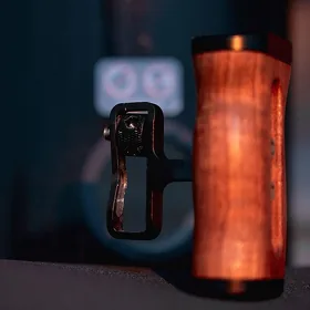 Camera side handle 1/4