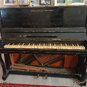 Mugut pianino