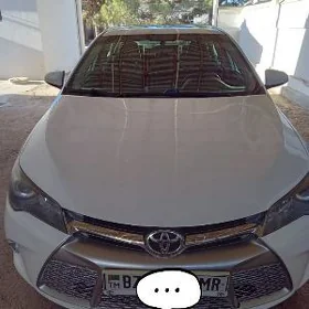 Toyota Camry 2017