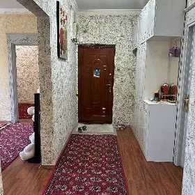 Büzmeýin, Gres Ahal