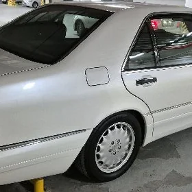 Mercedes-Benz S-Class 1999