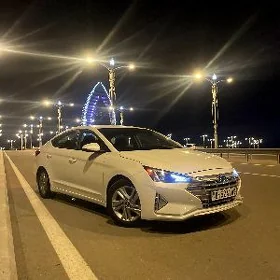 Hyundai Elantra 2020