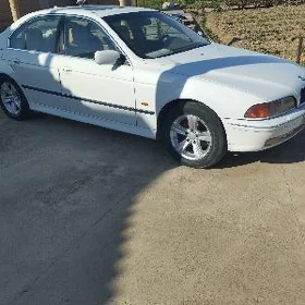 BMW 528 2000