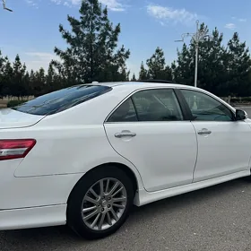 Toyota Camry 2011