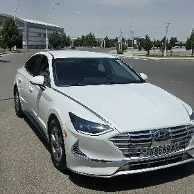 Hyundai Sonata 2022