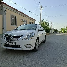 Nissan Sunny 2022