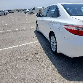 Toyota Camry 2017