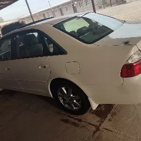 Toyota Avalon 2000