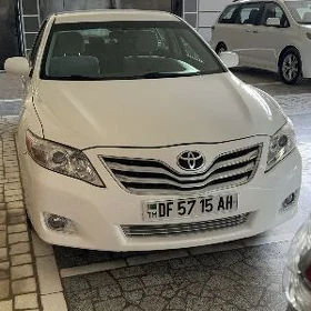 Toyota Camry 2011