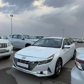 Hyundai Elantra 2021