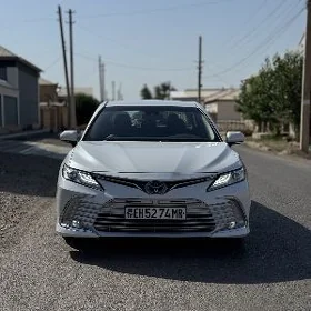 Toyota Camry 2023