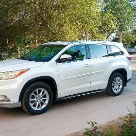 Toyota Highlander 2015