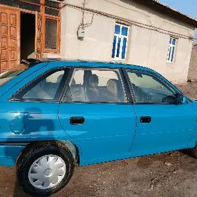 Opel Astra 1992