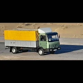 Mercedes-Benz ACTROS 3331 1993