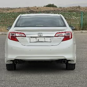 Toyota Camry 2013