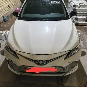 Toyota Camry 2022