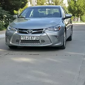 Toyota Camry 2017