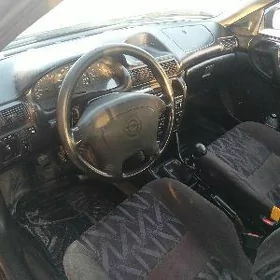 Opel Astra 1995