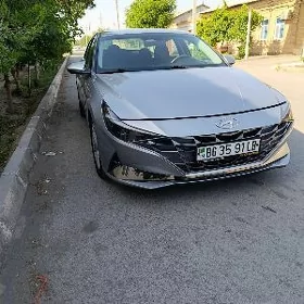 Hyundai Elantra 2021