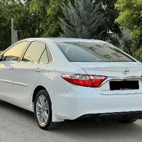 Toyota Camry 2015
