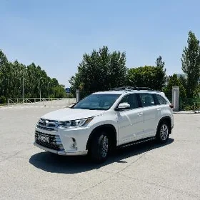 Toyota Highlander 2018