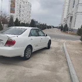 Toyota Camry 2004