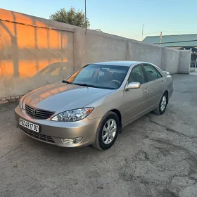Toyota Camry 2005