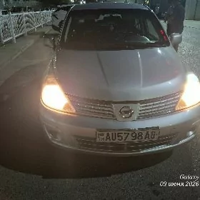 Nissan Versa 2010