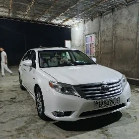 Toyota Avalon 2012