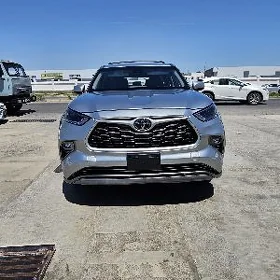 Toyota Highlander 2022
