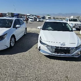 Hyundai Elantra 2022