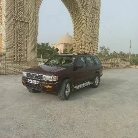 Nissan Pathfinder 1998