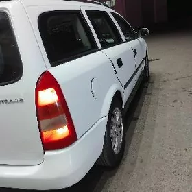 Opel Astra 1998