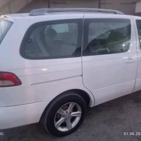 Toyota Sienna 2002